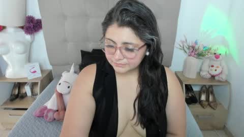 Tiff Luxx online show from April 1, 3:09 pm