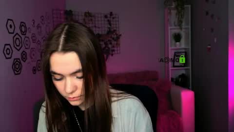 Tif online show from April 19, 9:32 am