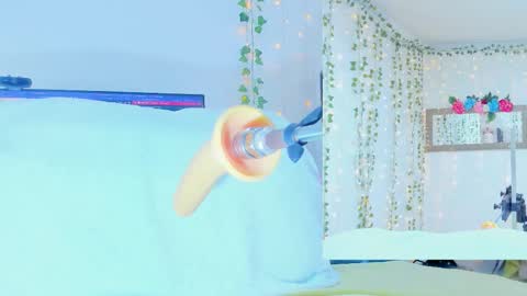 Snapshot of tiffanny_love__ chatting on October 8, 9:26 am Tiffanny online show from October 8, 9:26 am