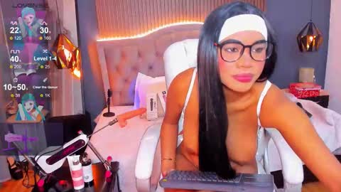 tiffany__charm_ online show from March 21, 5:02 am