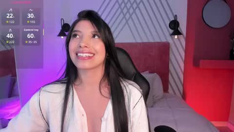 Snapshot of tiffany_low chatting on October 5, 9:11 pm tiffany_low online show from October 5, 9:11 pm
