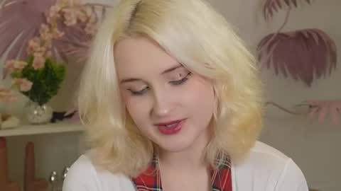Snapshot of tiffanyjons chatting on October 11, 6:00 pm tiffanyjons online show from October 11, 6:00 pm