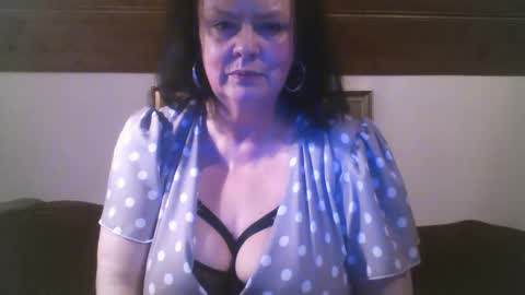 TiffanyMature online show from September 12, 8:55 pm