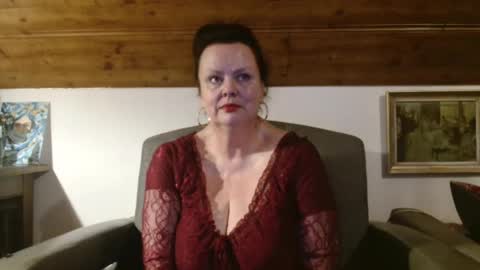 TiffanyMature online show from January 12, 6:48 pm