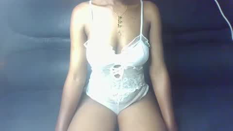 Tiffyblue online show from May 7, 10:44 am