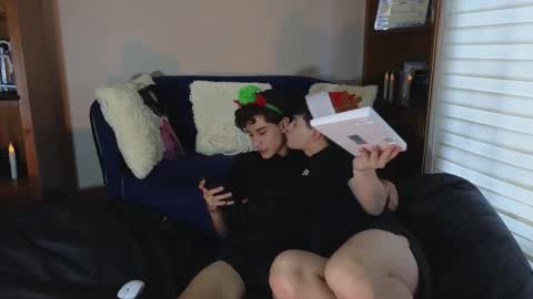 Camilo online show from December 15, 9:33 pm