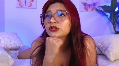 Tila Tequila online show from March 31, 7:09 am