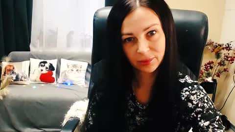 Luisa online show from September 18, 1:37 pm