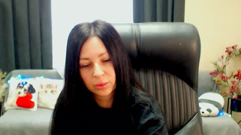 Luisa online show from March 25, 9:27 am