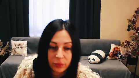 Luisa online show from February 21, 12:50 pm