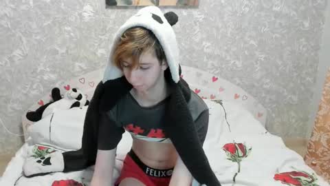 Snapshot of timothy_fox chatting on March 1, 9:59 pm Timothy Fox online show from March 1, 9:59 pm