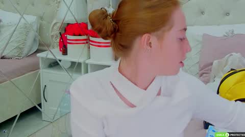 Tina online show from September 16, 4:04 am