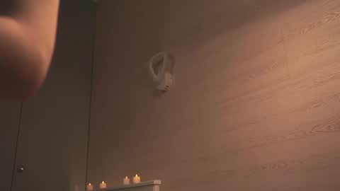 Snapshot of tiny_bunny__ chatting on February 24, 10:47 pm Sofia online show from February 24, 10:47 pm