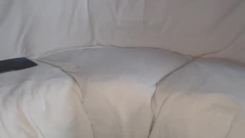 Snapshot of tiny_d chatting on September 21, 7:12 am tiny_d online show from September 21, 7:12 am