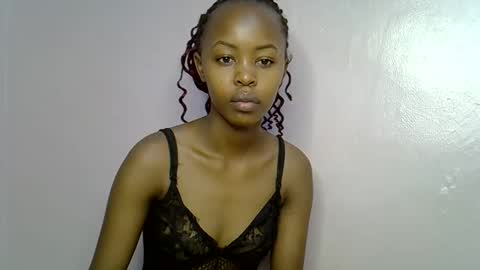 Snapshot of tinybarbie_ chatting on October 5, 3:52 pm Barbie online show from October 5, 3:52 pm