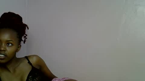 Snapshot of tinybarbie_ chatting on September 23, 8:04 pm Barbie online show from September 23, 8:04 pm