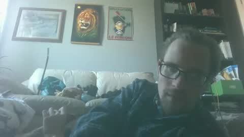 titlovercums online show from January 8, 6:25 pm