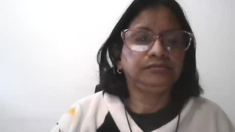Ester online show from June 27, 10:54 am