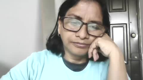 Ester online show from June 30, 2:27 pm