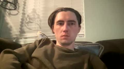 tlayne410 online show from December 14, 8:09 am