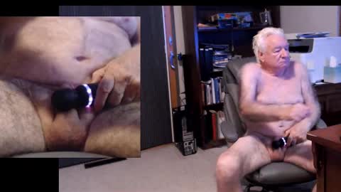 Snapshot of tlc_dude chatting on October 9, 10:32 am TLC dude online show from October 9, 10:32 am
