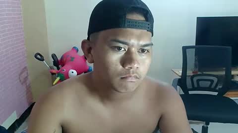 toby_hammer online show from October 27, 7:19 am