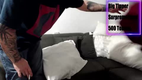 LuckyLaura online show from November 18, 1:08 am