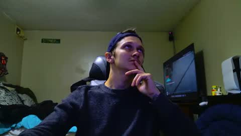tokensarefun12801 online show from June 25, 4:23 pm