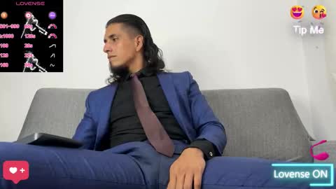 TOM online show from October 30, 6:41 pm