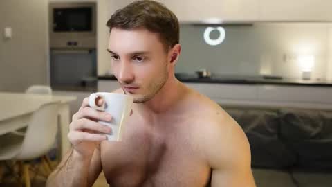 Tom online show from December 15, 7:15 am