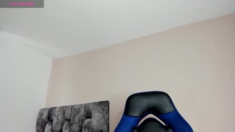 tom online show from January 24, 9:15 pm