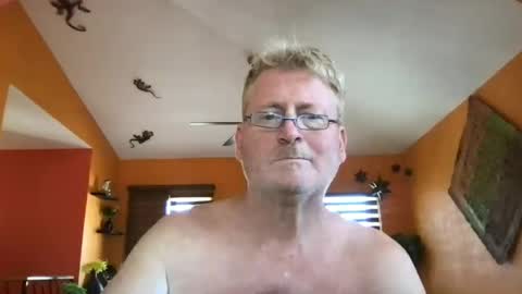 Hola online show from July 6, 11:17 pm