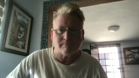 Hola online show from February 12, 9:22 pm