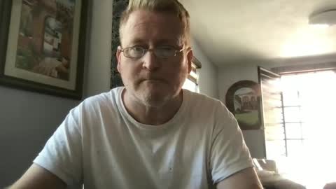 Hola online show from January 6, 7:56 pm