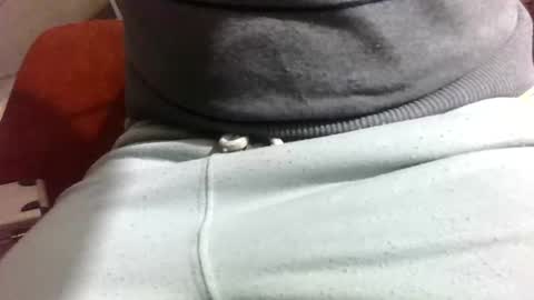 tomasturbador121 online show from April 29, 9:03 am