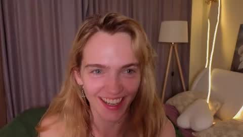 Lana online show from June 28, 7:54 pm