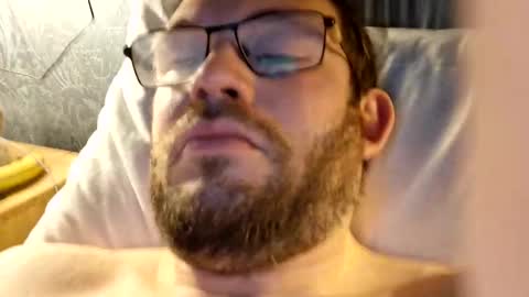 tomlaw1991 online show from March 28, 5:42 am