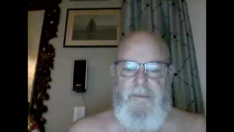 Snapshot of tommierose chatting on January 22, 11:34 am Tommie online show from January 22, 11:34 am