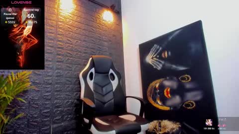 Tom Mike online show from November 26, 1:41 pm