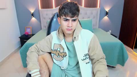 Tommy  online show from February 17, 3:27 am