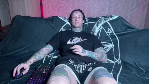 Tommy and Katana online show from March 8, 3:13 pm