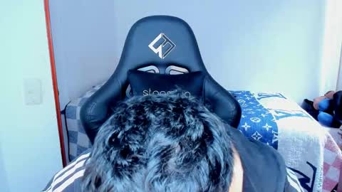 Twitter BreddTommy IG tommy bredd online show from February 23, 8:33 pm