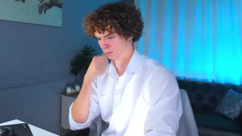 Snapshot of tommy_jamm chatting on October 9, 2:33 pm Tommy online show from October 9, 2:33 pm