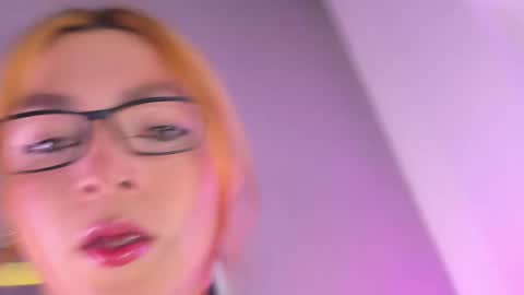 tommy_lovee online show from May 10, 4:41 am