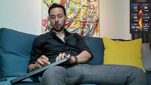 Snapshot of tommy_raym0ndg chatting on February 12, 8:18 pm tommy_raym0ndg online show from February 12, 8:18 pm