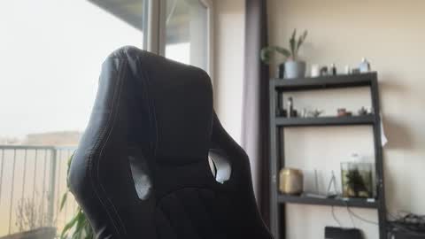 Thomas Fit online show from February 19, 11:53 am