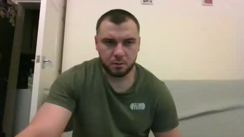 Snapshot of tommyy19901 chatting on December 12, 7:26 pm tommyy19901 online show from December 12, 7:26 pm