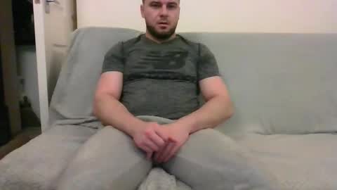 Snapshot of tommyy19901 chatting on December 22, 7:10 pm tommyy19901 online show from December 22, 7:10 pm