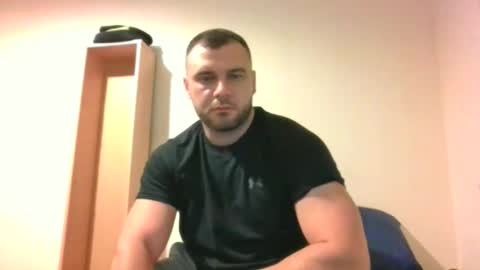 Snapshot of tommyy19901 chatting on September 14, 7:15 pm tommyy19901 online show from September 14, 7:15 pm