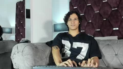 Tony Benedetti online show from April 15, 8:20 pm